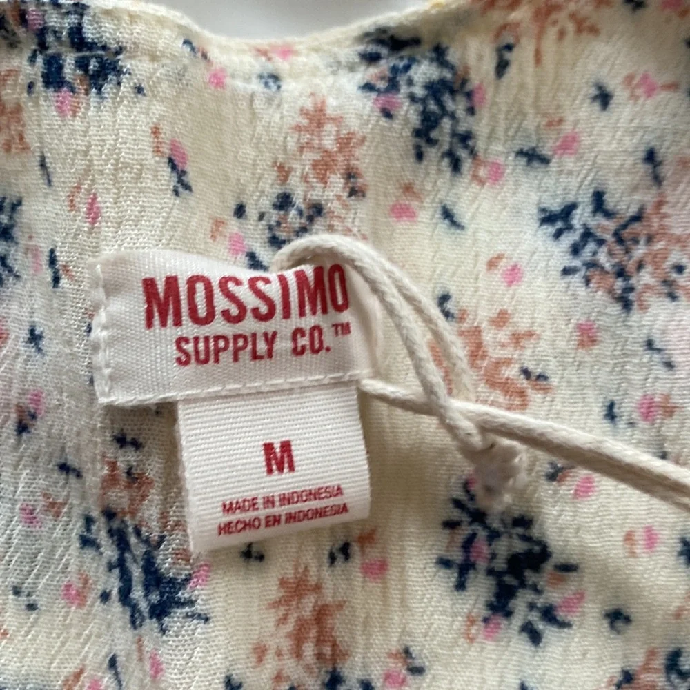 Mossimo Flowy Tank - Picture 2 of 8